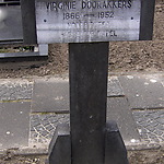 Graf van Virginie Doorakkers, overleden  in 1952